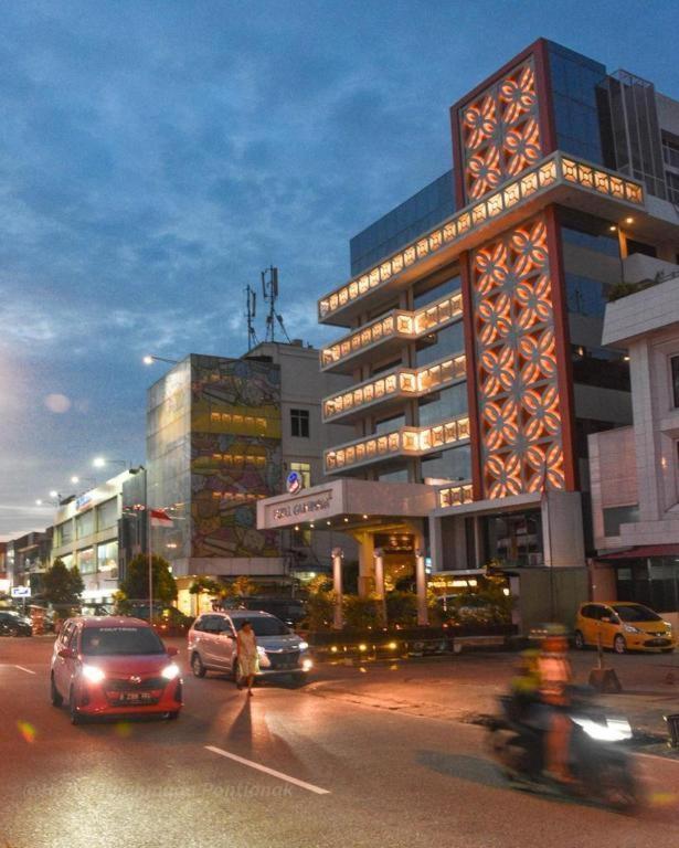 Hotel Gajahmada Pontianak Ngoại thất bức ảnh