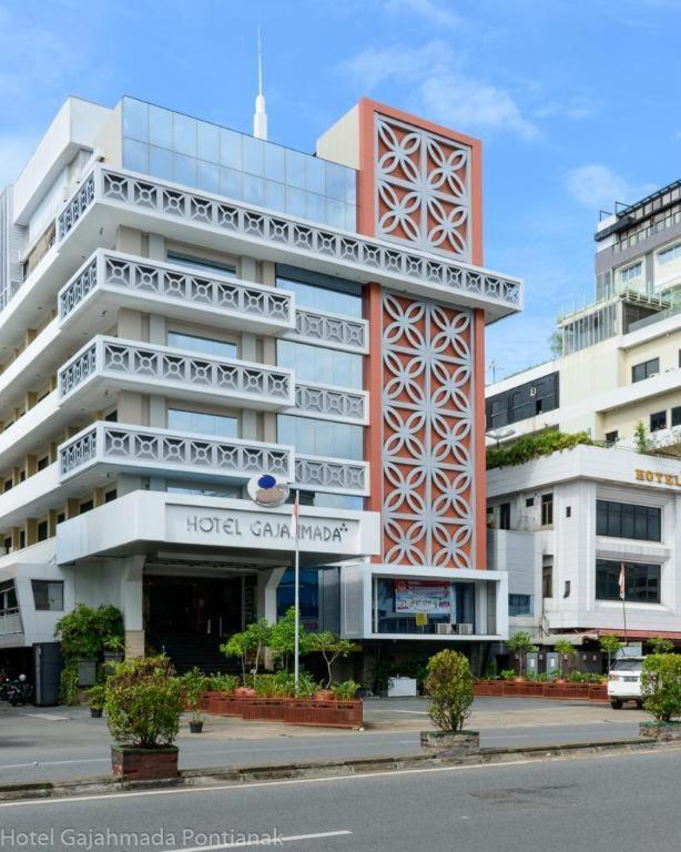 Hotel Gajahmada Pontianak Ngoại thất bức ảnh