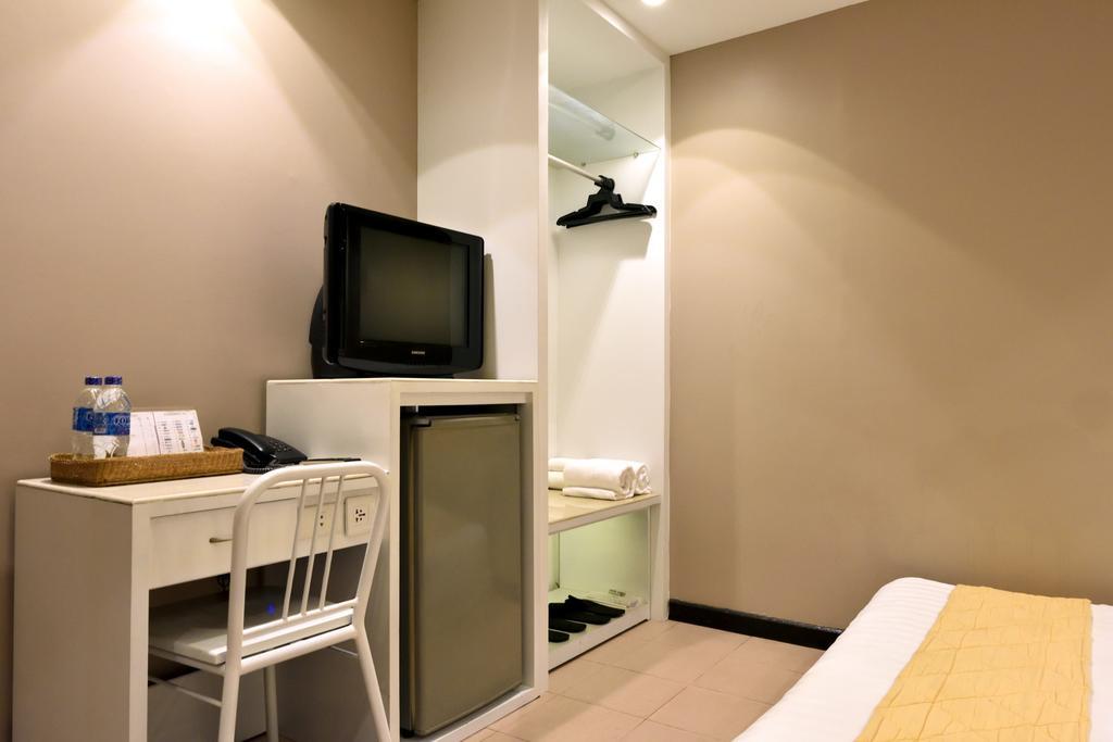 Hotel Gajahmada Pontianak Ngoại thất bức ảnh