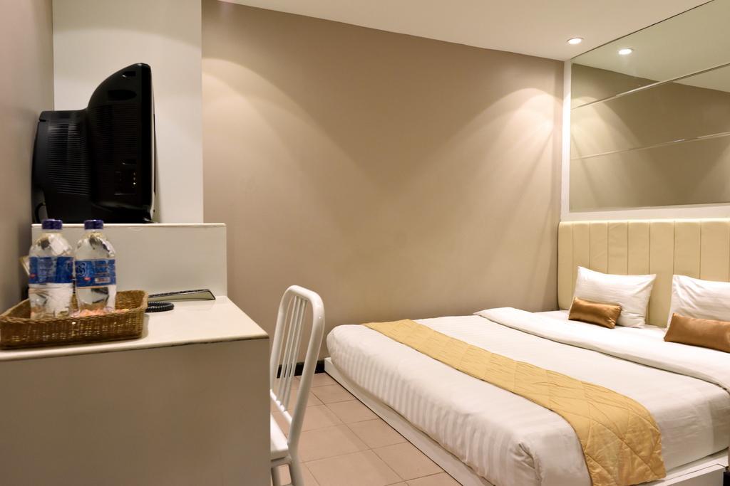Hotel Gajahmada Pontianak Ngoại thất bức ảnh